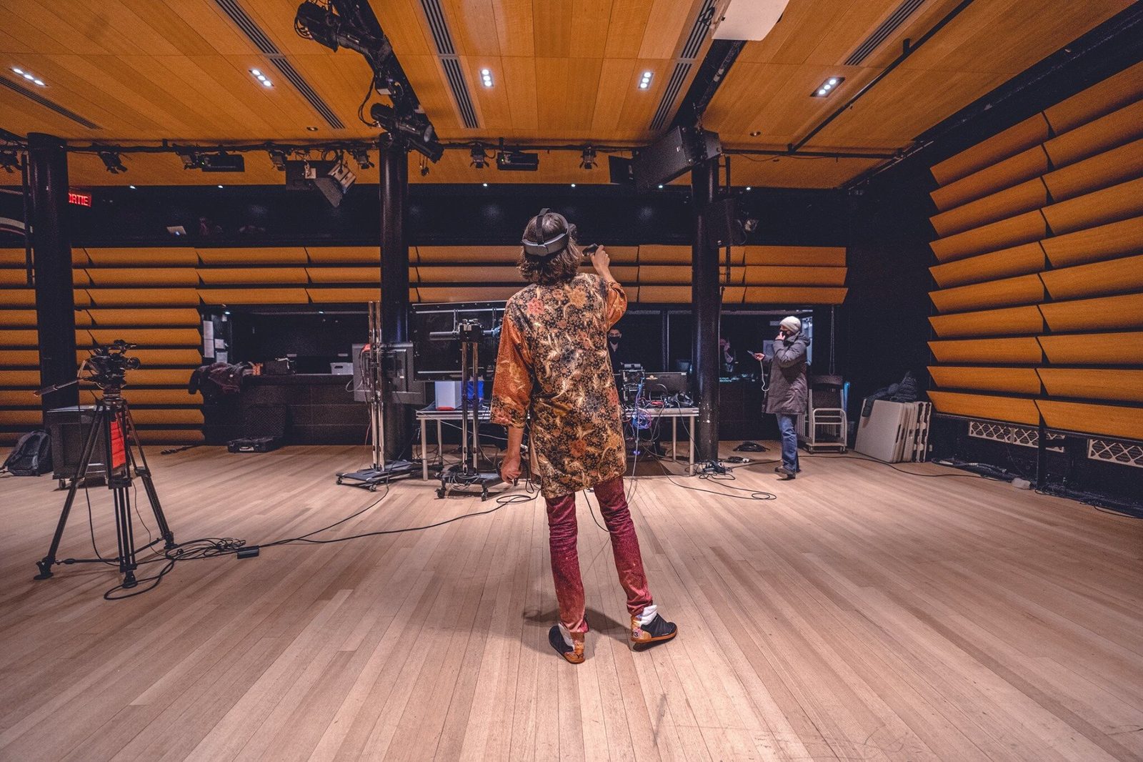 MURAL & Phi – Kingspray Projections